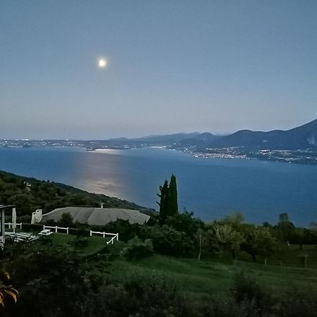 Beb Da Paolo Con Vista Lago Сан-Дзено-ді-Монтанья Екстер'єр фото